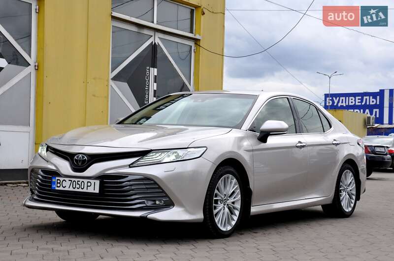 2018 toyota camry