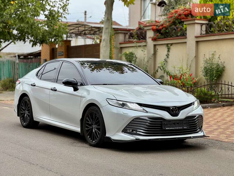 2018 toyota camry