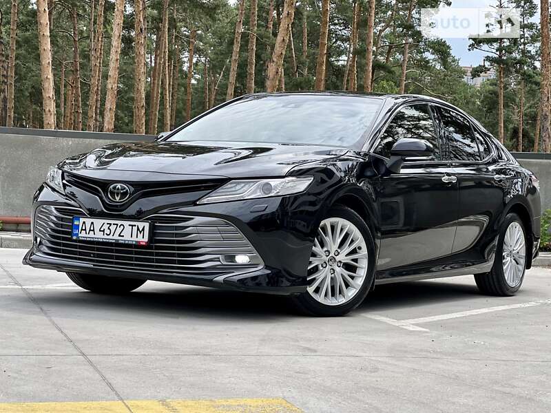 2018 toyota camry