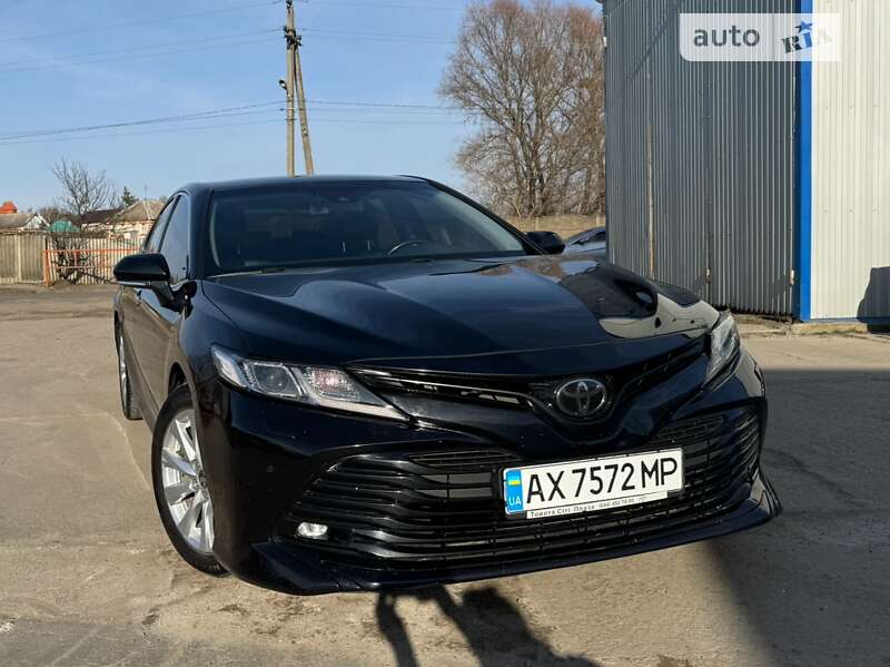 2020 toyota camry