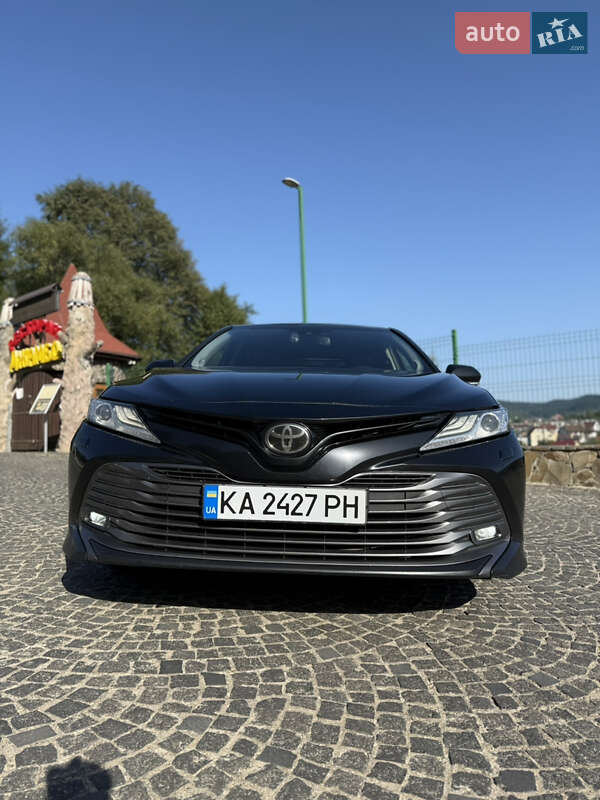 2018 toyota camry