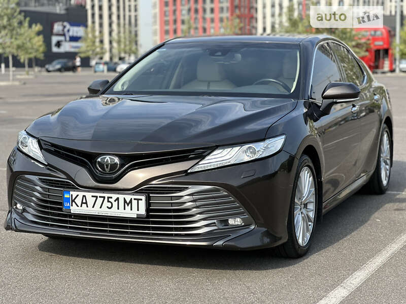2018 toyota camry
