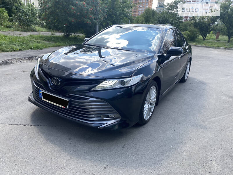 2018 toyota camry