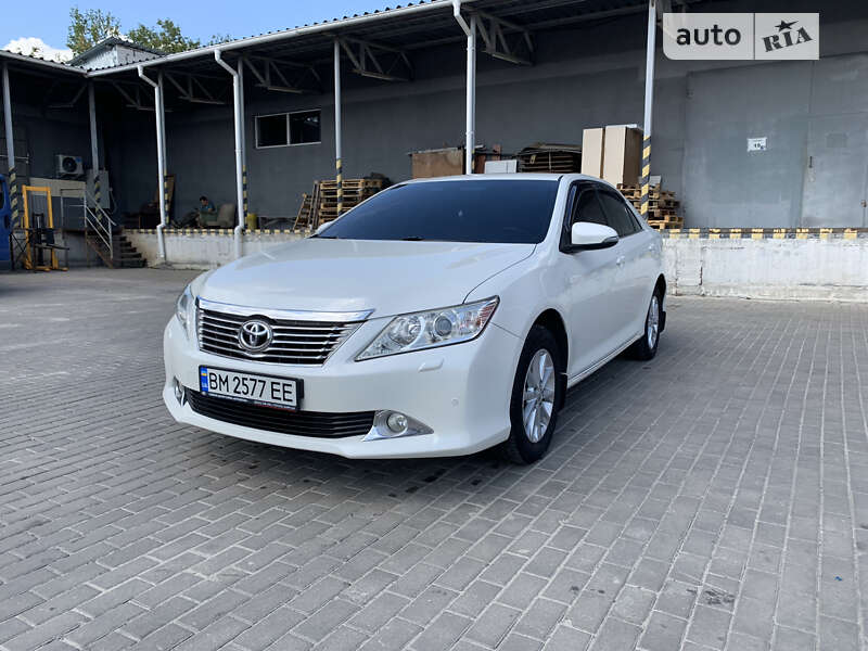 2012 toyota camry