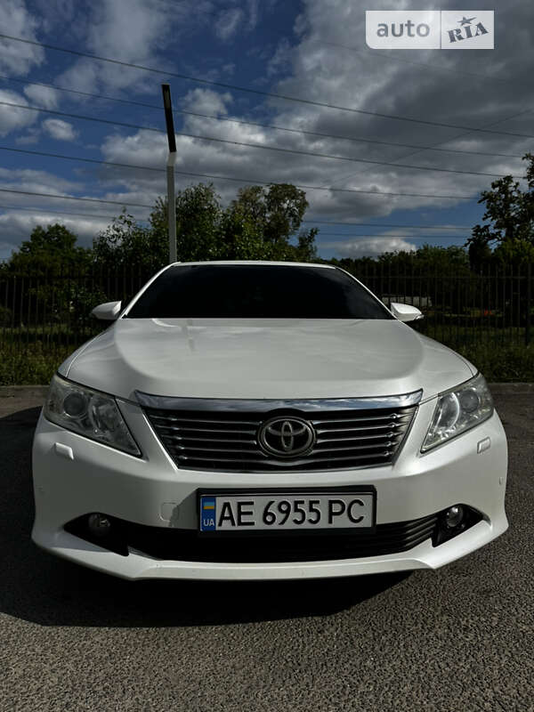 2012 toyota camry