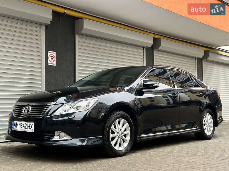 2014 toyota camry
