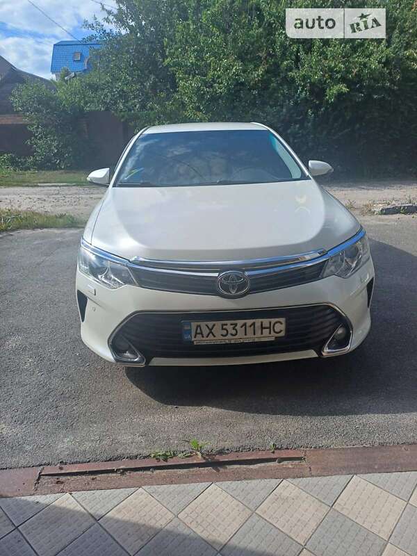 2015 toyota camry