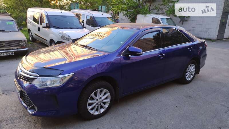 2015 toyota camry