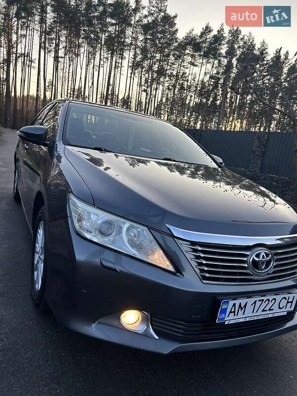 2011 toyota camry