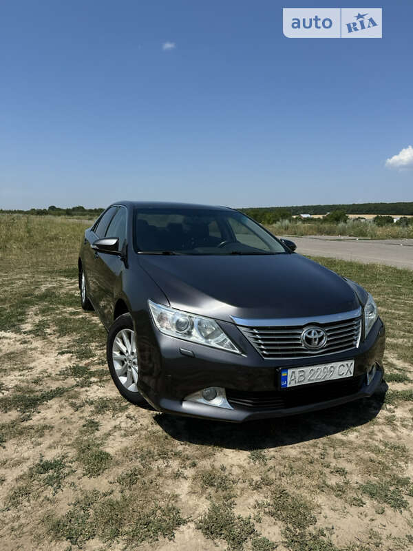 2011 toyota camry