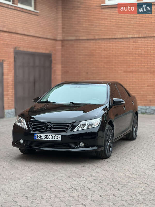2012 toyota camry