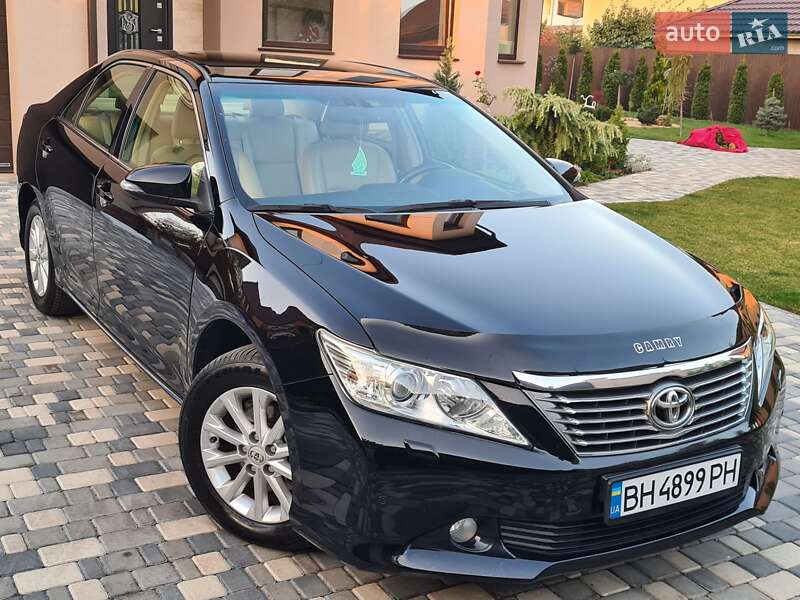 2012 toyota camry