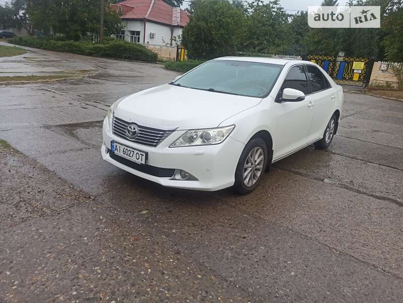 2012 toyota camry