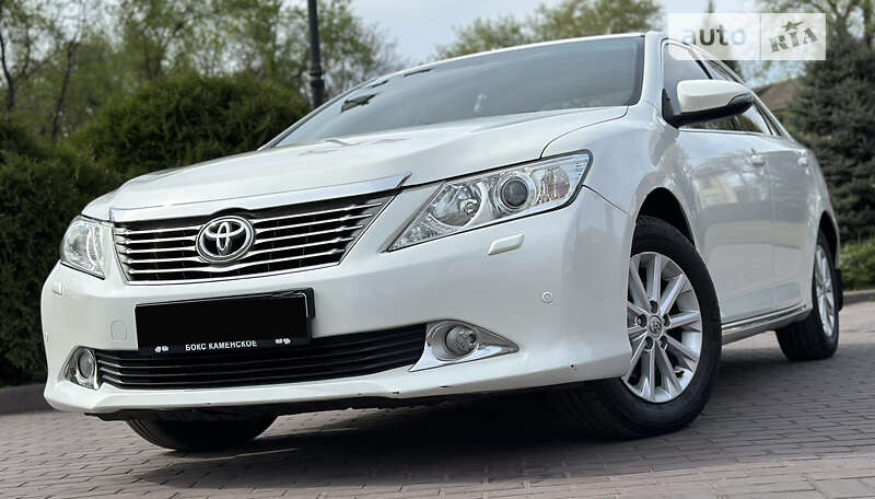 2013 toyota camry