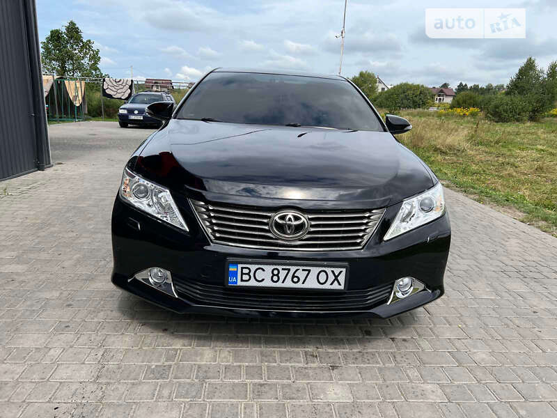 2011 toyota camry