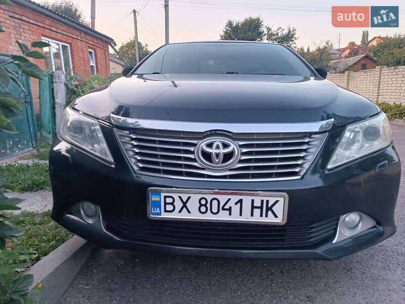 2011 toyota camry