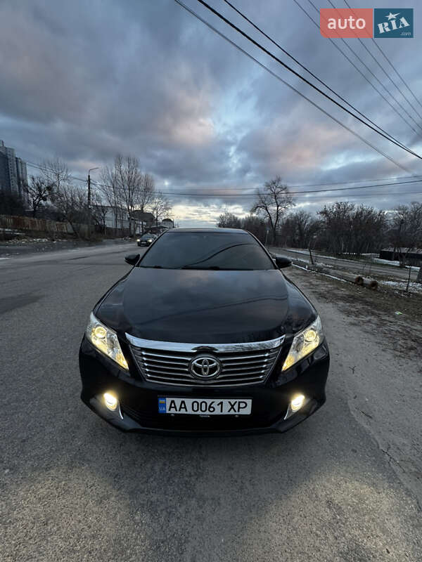 2011 toyota camry
