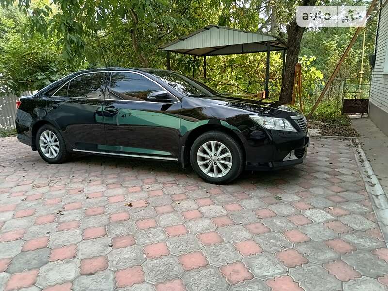 2011 toyota camry