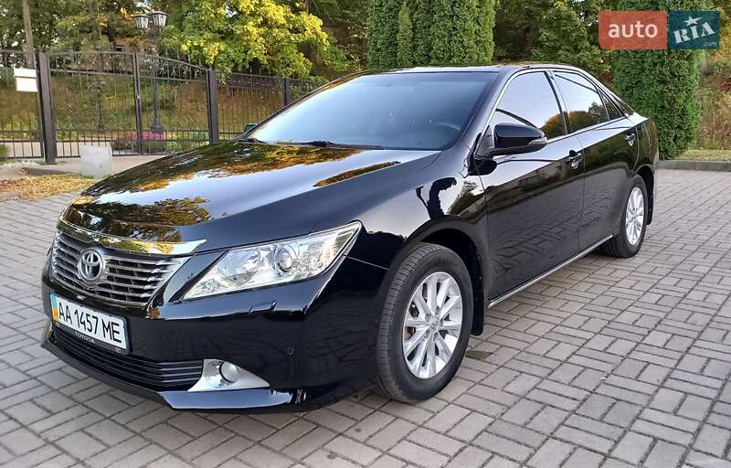 2012 toyota camry