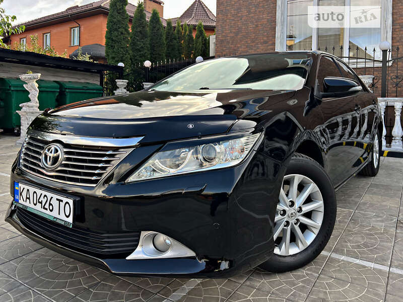 2012 toyota camry