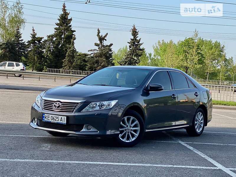 2013 toyota camry