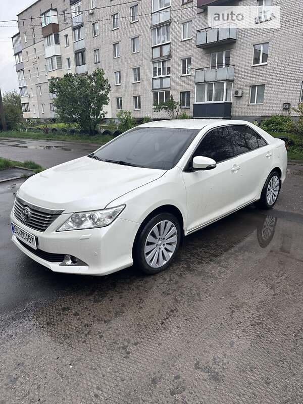 2013 toyota camry