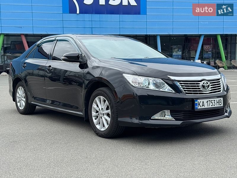 2013 toyota camry