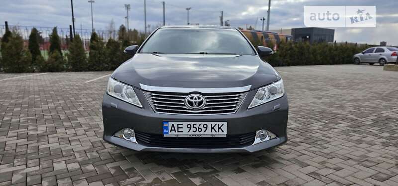 2013 toyota camry