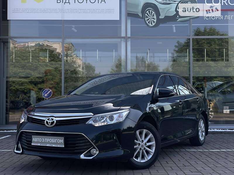 2016 toyota camry