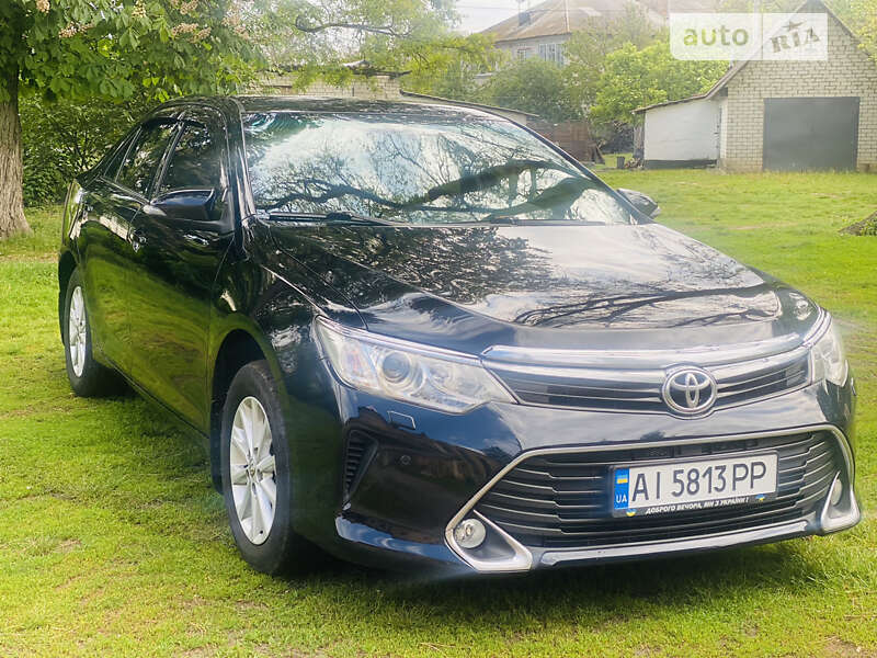 2016 toyota camry