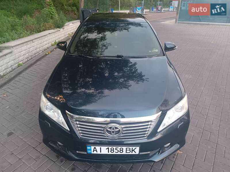 2011 toyota camry