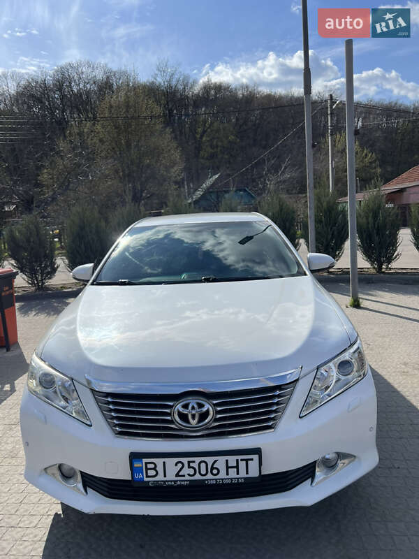 2011 toyota camry