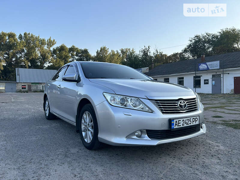 2012 toyota camry