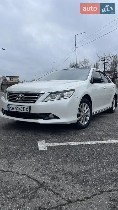 2013 toyota camry