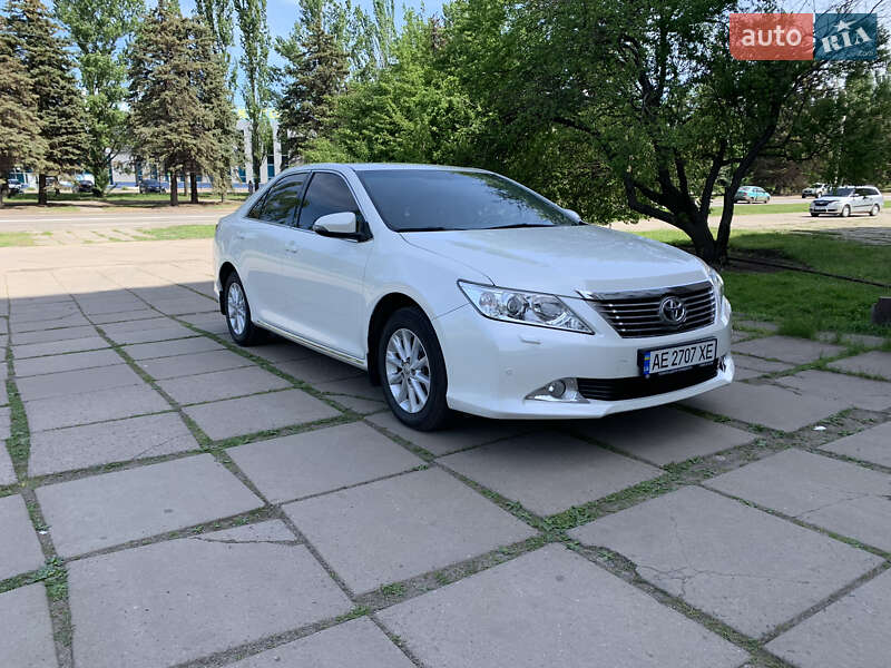 2013 toyota camry
