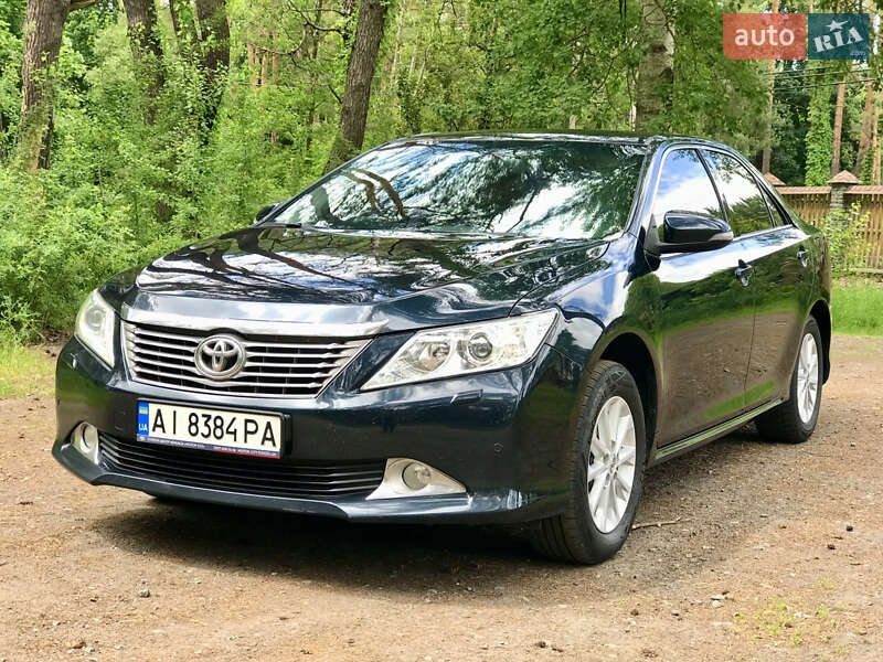 2013 toyota camry