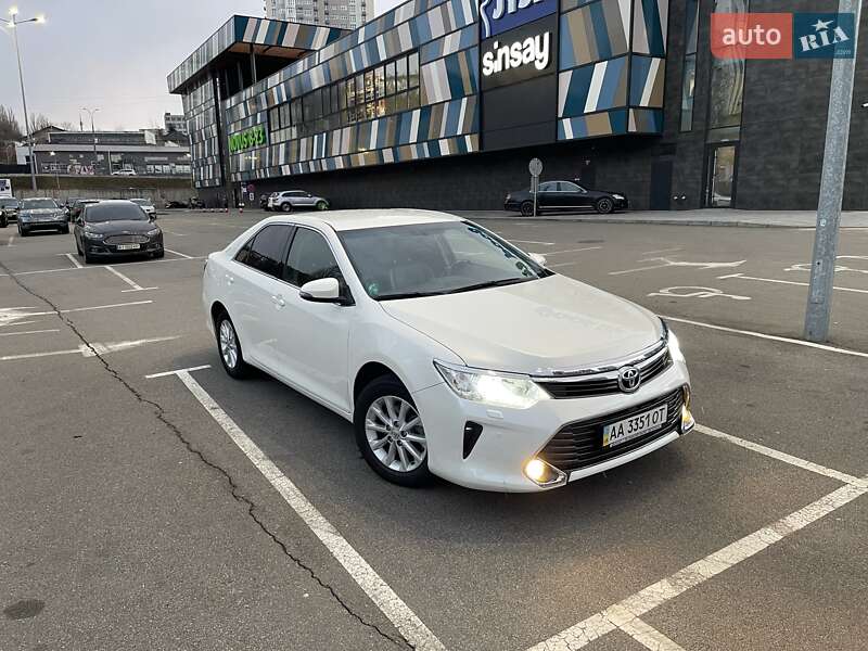 2015 toyota camry