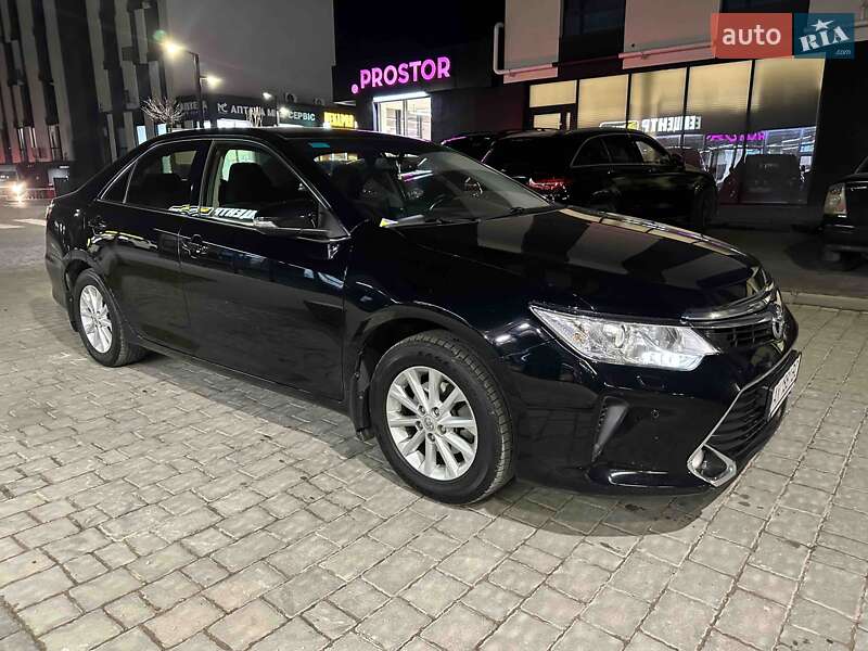 2016 toyota camry