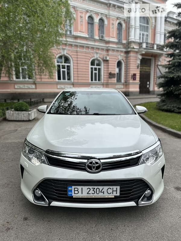 2016 toyota camry