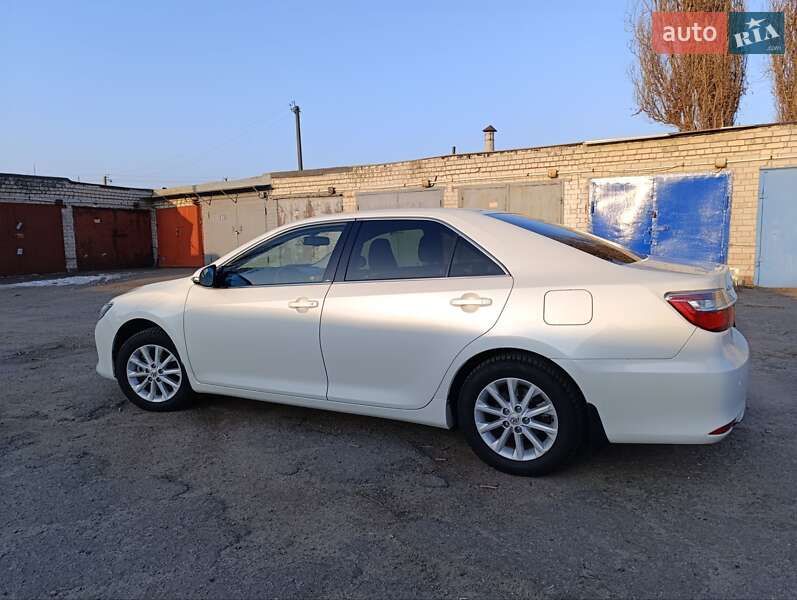 2017 toyota camry
