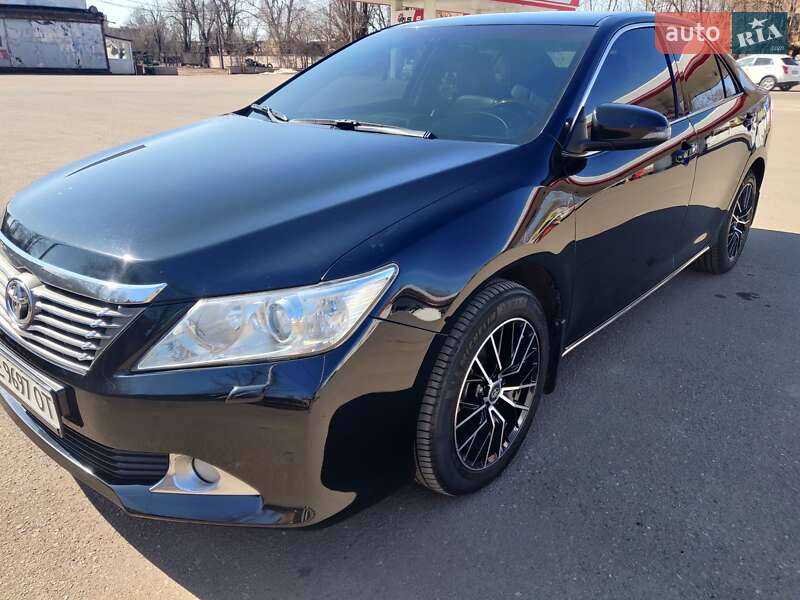 2011 toyota camry