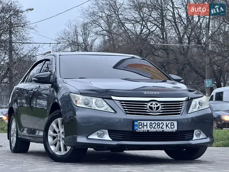 2014 toyota camry