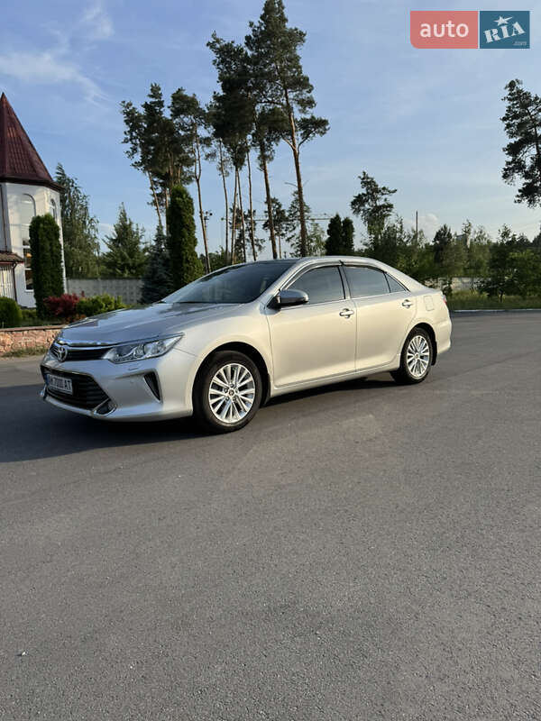 2015 toyota camry