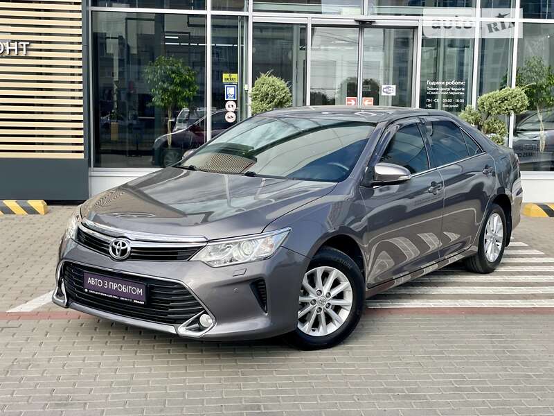 2016 toyota camry