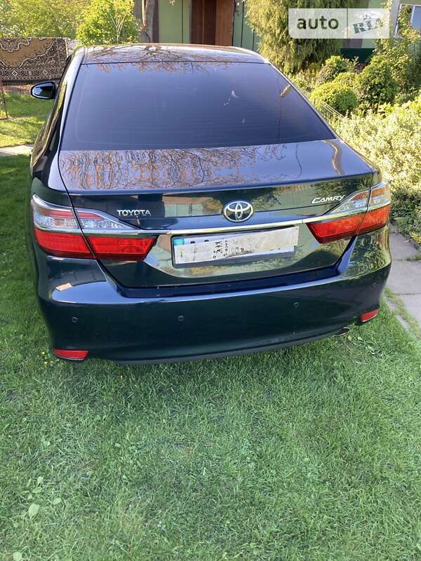 2017 toyota camry
