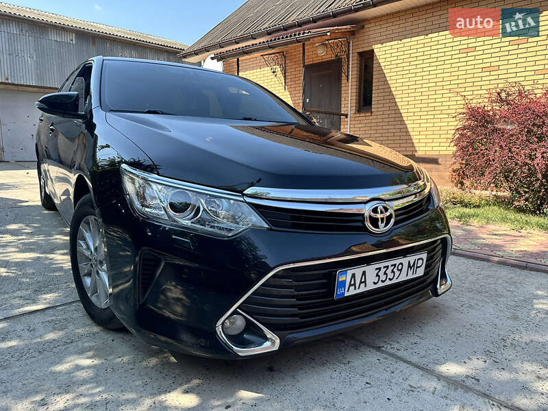 2017 toyota camry