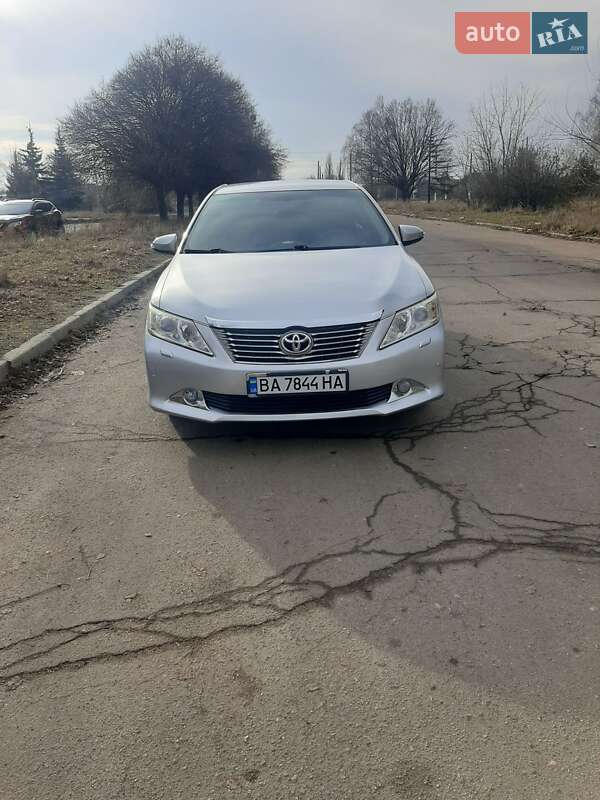 2011 toyota camry