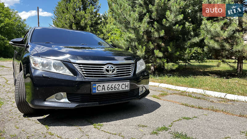 2011 toyota camry