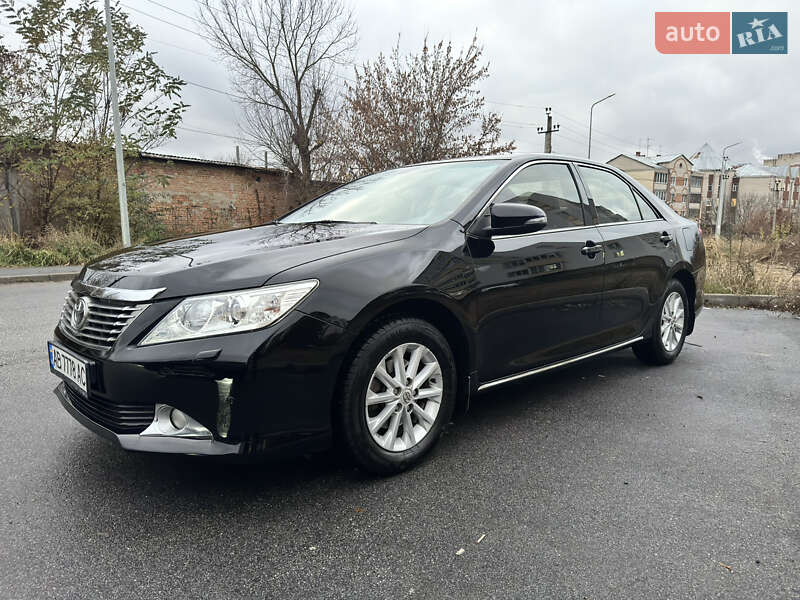 2012 toyota camry
