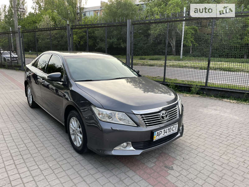 2012 toyota camry